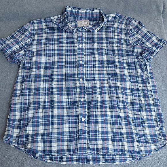 St. John's Bay Other - St. John's Bay Men's Blue Plaid Short Sleeve Button Down Performance Shirt XL